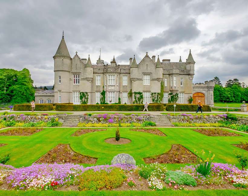Замок Балморал — поместье в Шотландии. онлайн-пазл