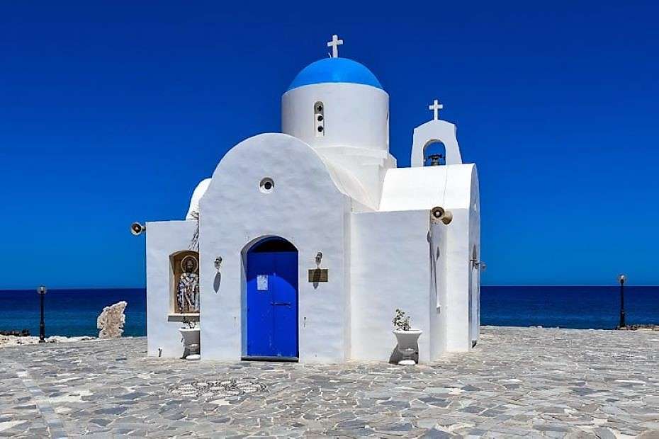 Cypern ö i Medelhavets kapell pussel på nätet