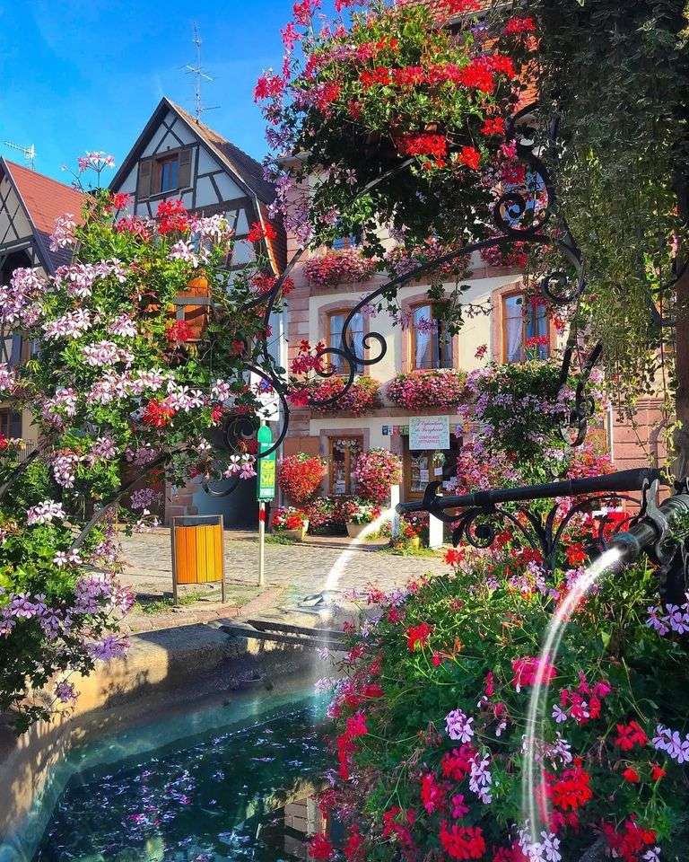 Alsace, Frankrike pussel på nätet