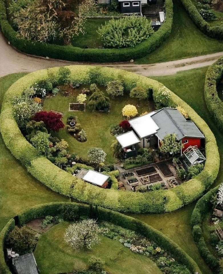 Ovale Gärten von Nærum Online-Puzzle