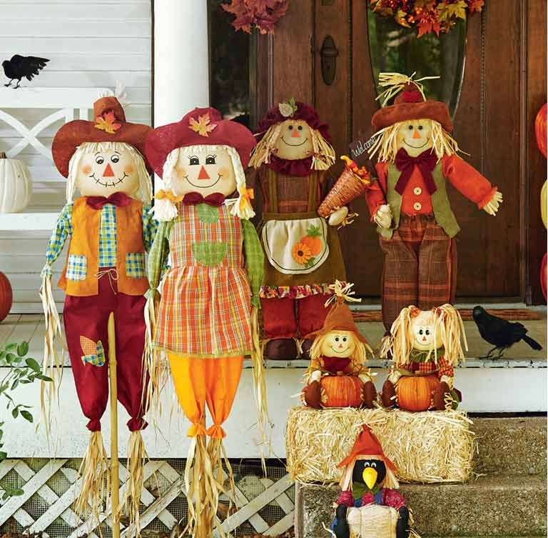 Autumn decoration in the garden jigsaw puzzle online