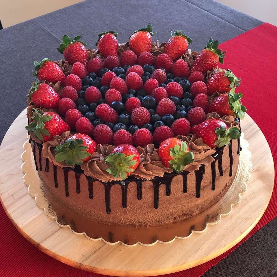 Красива плодова торта онлайн пъзел