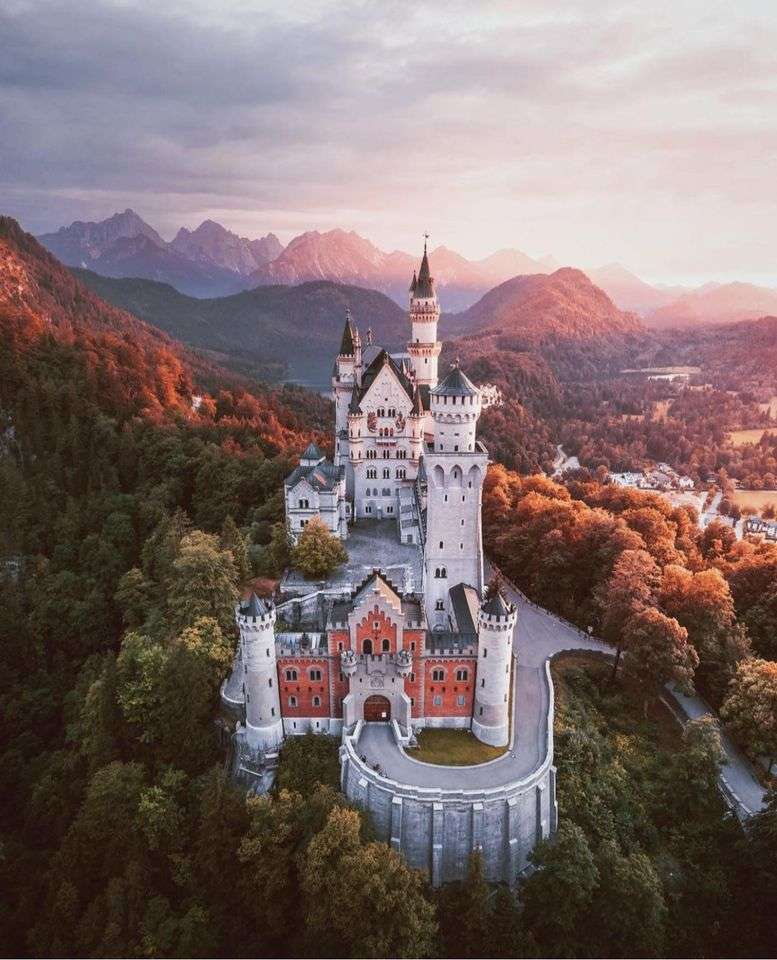 Neuschwanstein i Bayern! Pussel online