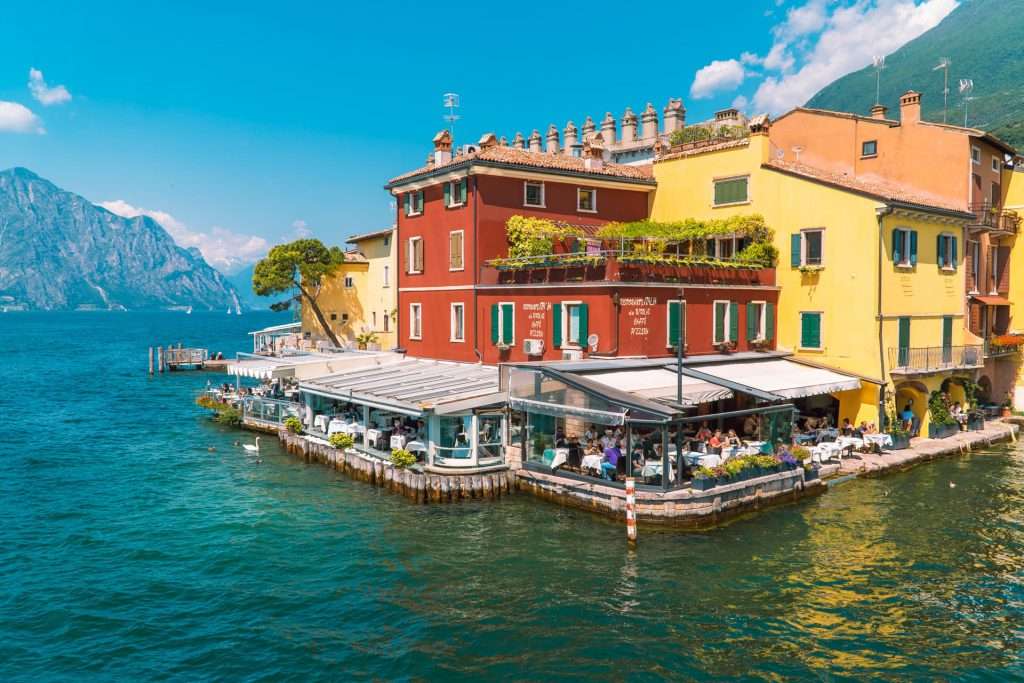 Озеро Гарда, Італія онлайн пазл