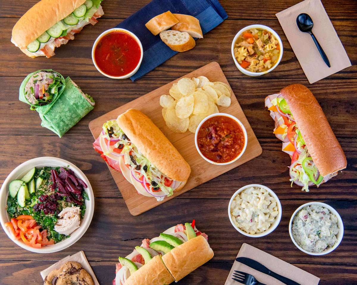 Sub szendvicsek ebédre kirakós online