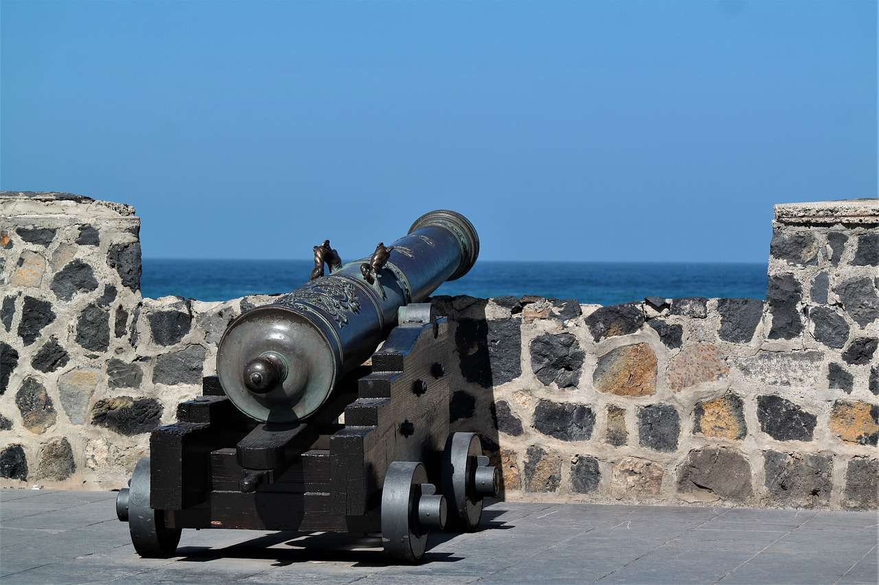 Cannone antico muro del porto puzzle online