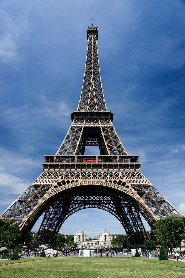 Eiffelova věž online puzzle