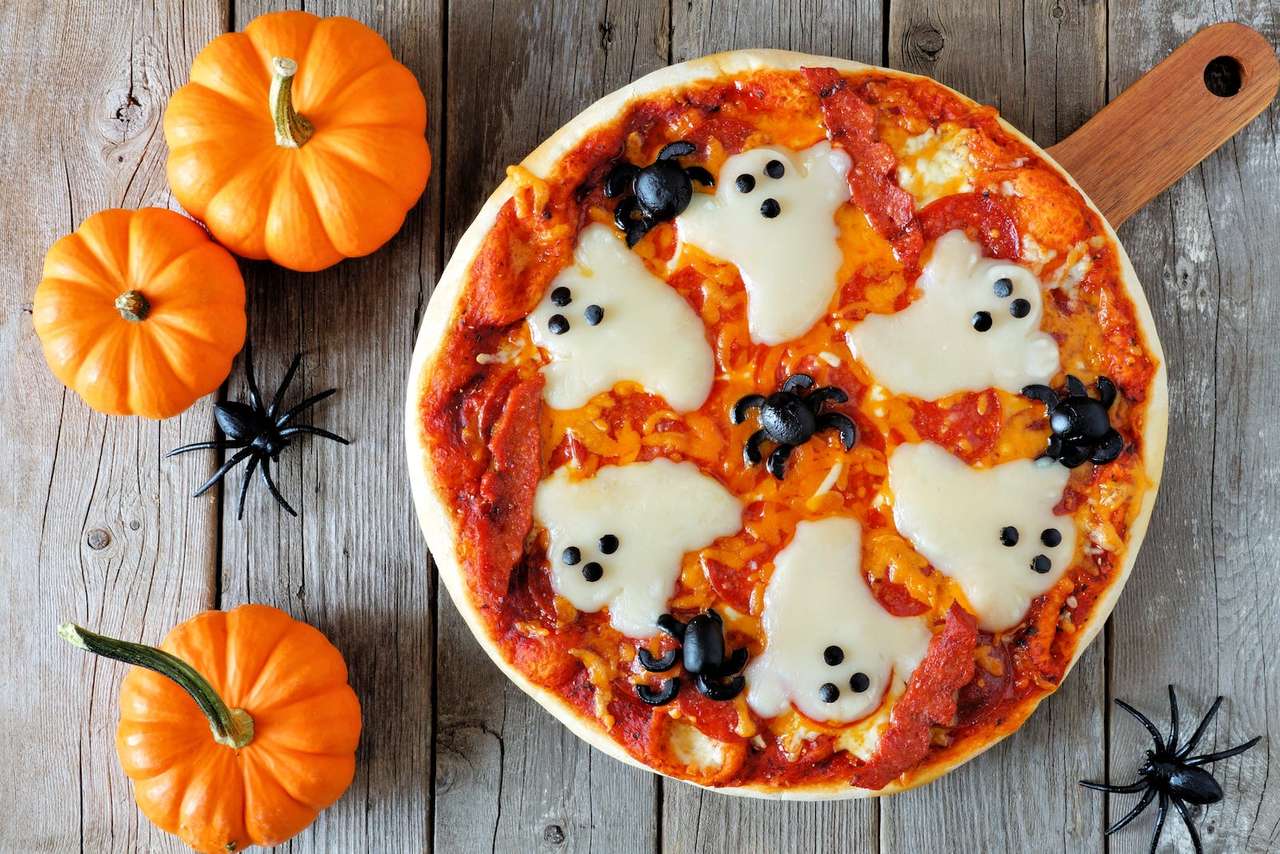 Spöklik pizza pussel på nätet