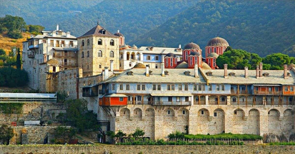 Grécia Athos Mosteiro de Xenofontos puzzle online