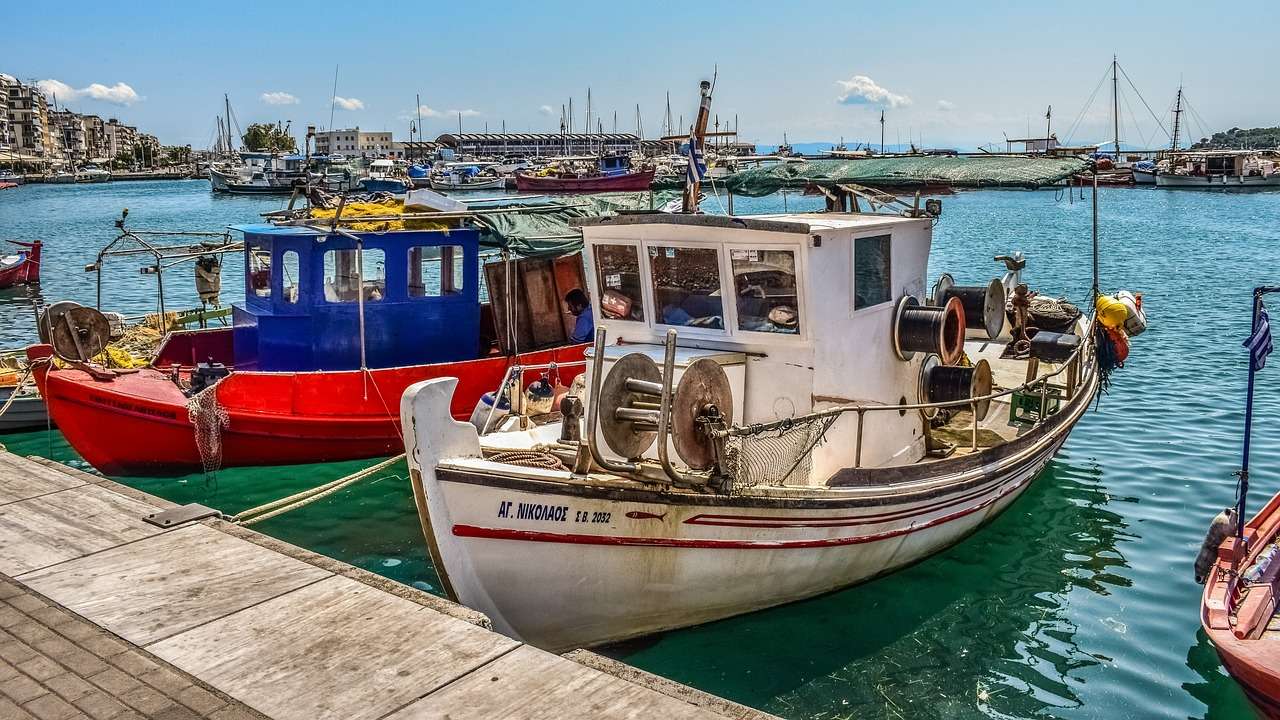 Hafen Meer Volos Griechenland Online-Puzzle