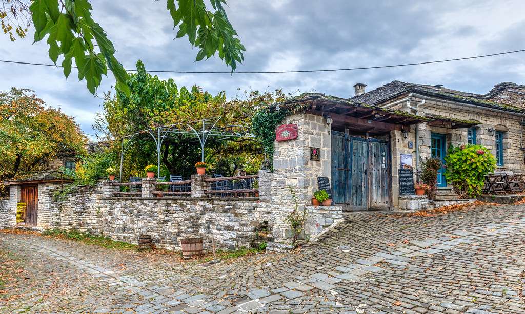 Řecko Epirus Vitsa horská vesnice online puzzle