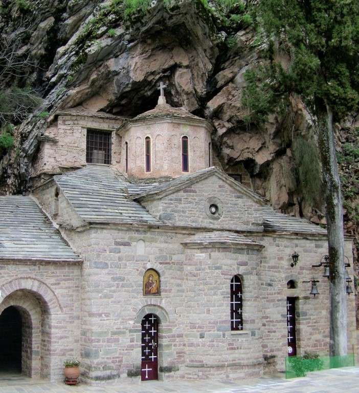 Proussos kloster i centrala Grekland pussel på nätet