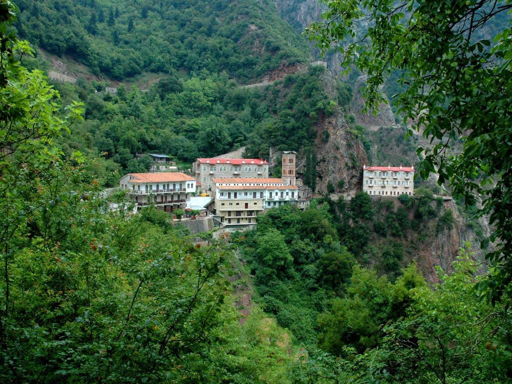 Monasterio de Grecia central de Proussos rompecabezas en línea