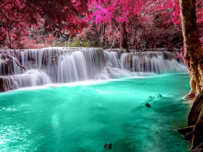 A miracle of waterfalls jigsaw puzzle online