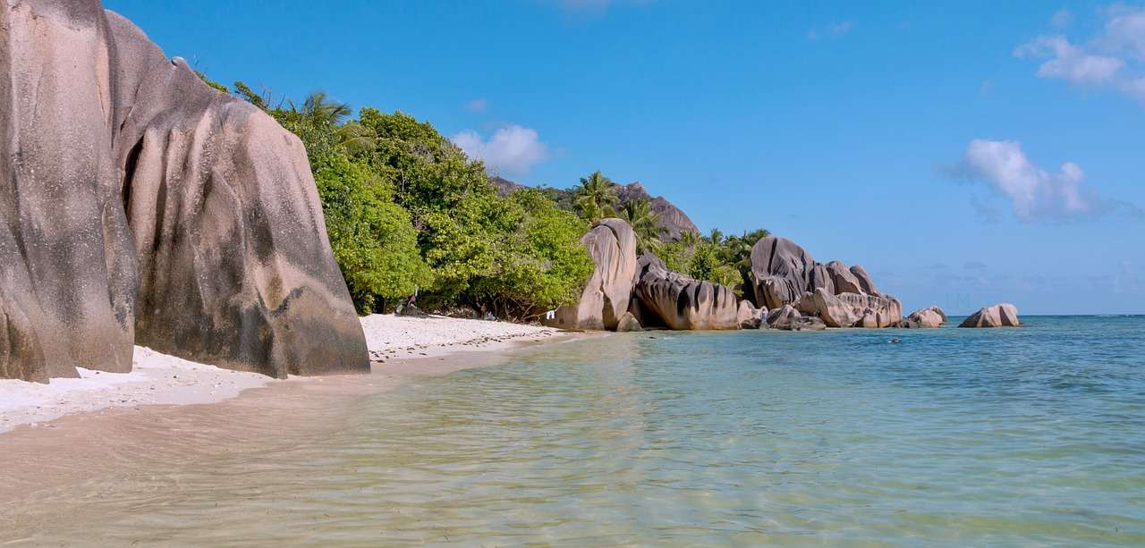 Seychelles Tropical puzzle online