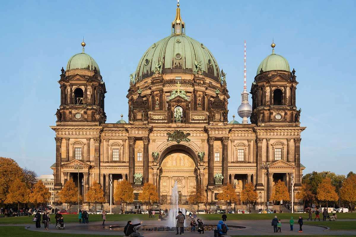cathedral in berlin online puzzle