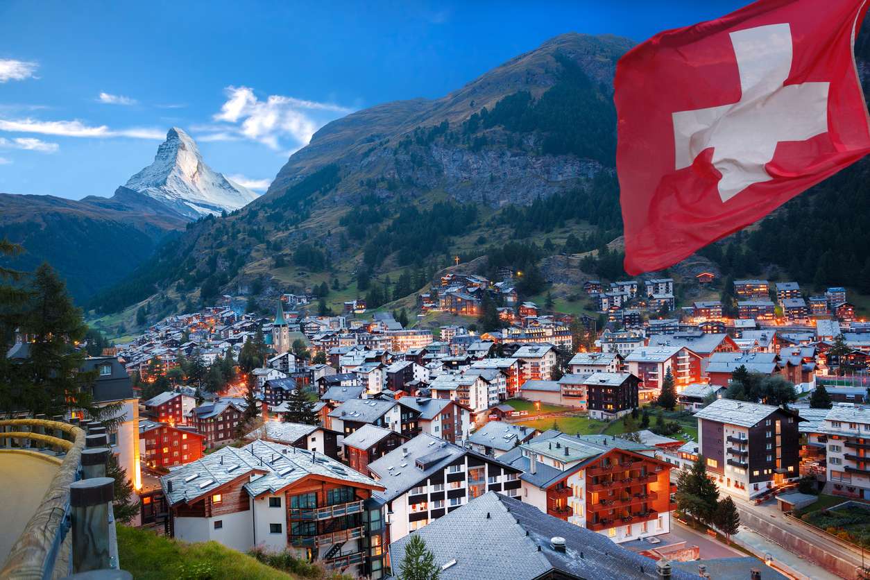 Ελβετία Ελβετία την ημέρα όχι Ελβετία τη νύχτα online παζλ