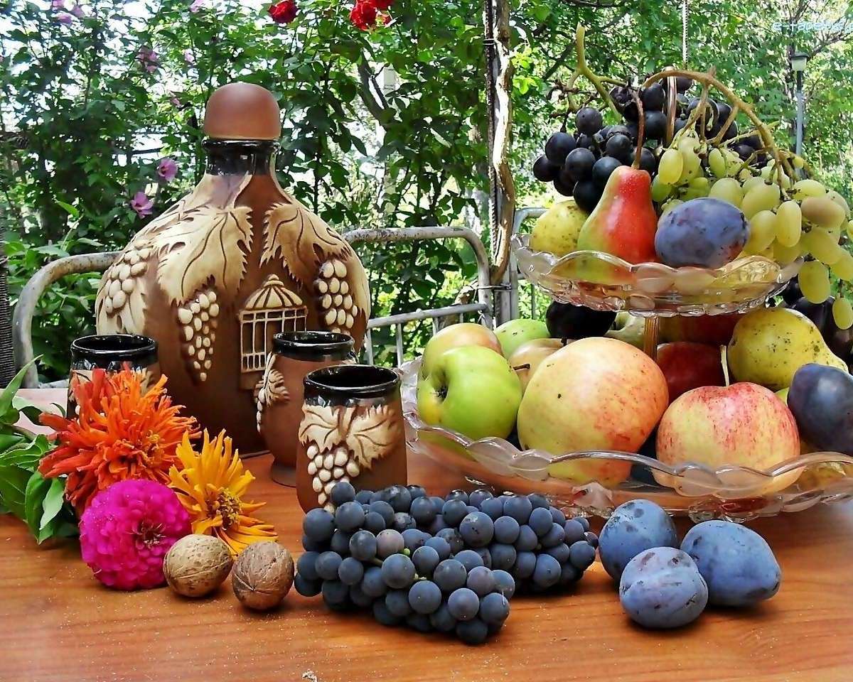 Gyümölcs- és szőlőbor kirakós online