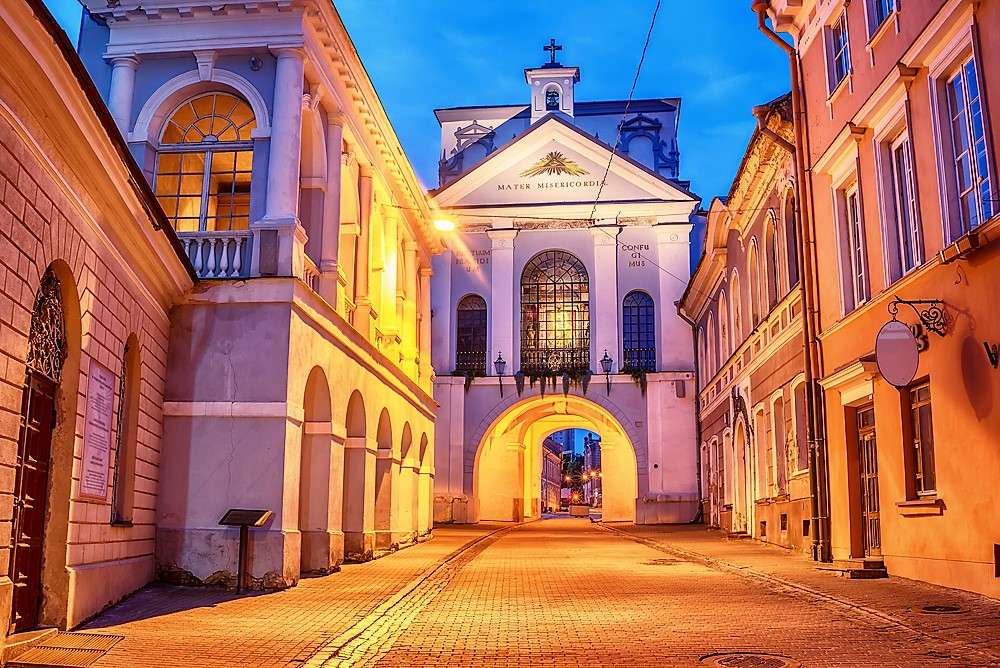 Lituania Vilnius Gate of Dawn puzzle online