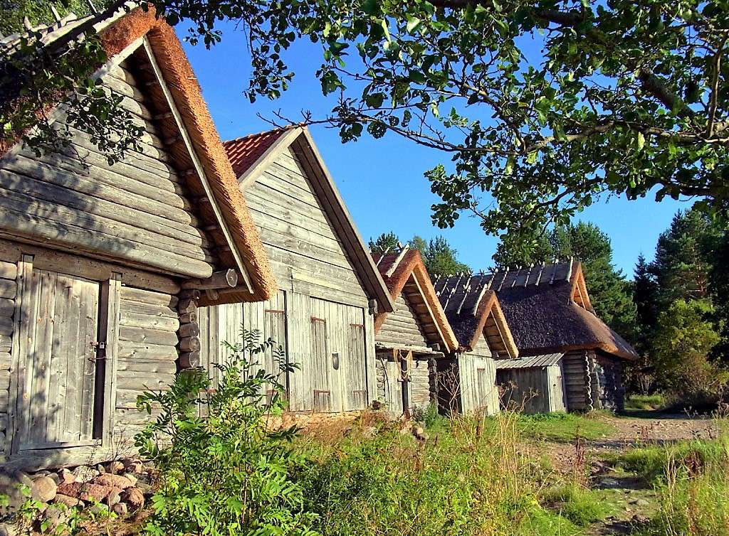エストニア 田舎の木造コテージ オンラインパズル