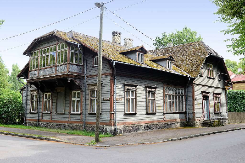 Estland Pärnu gamla hus pussel på nätet