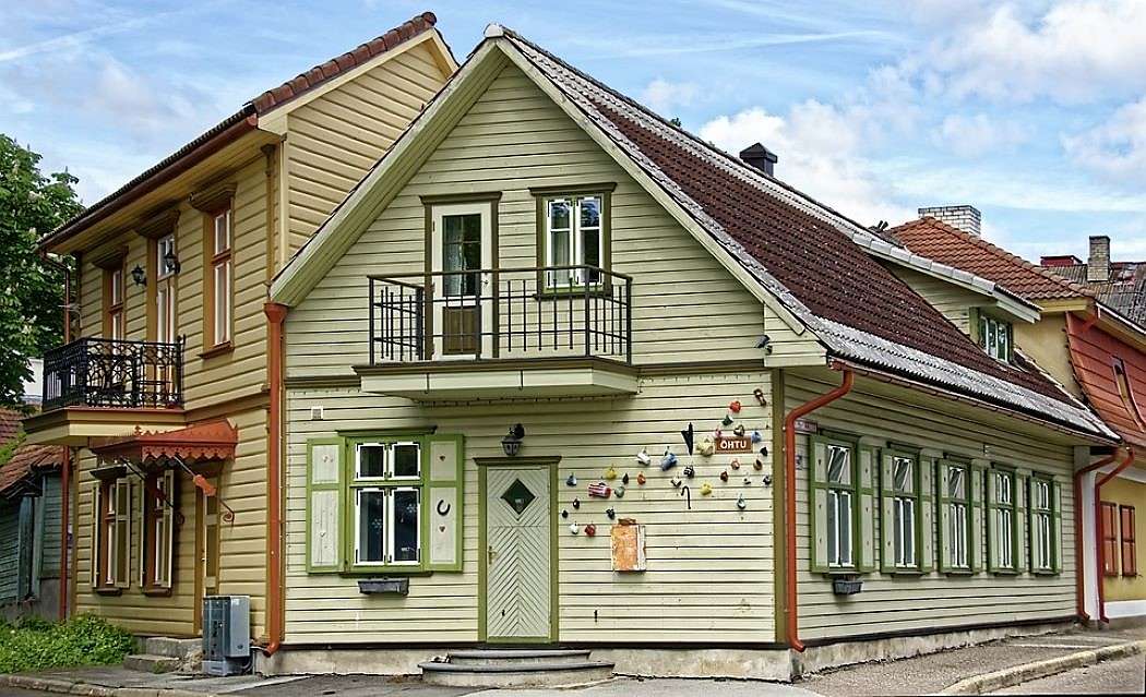 Észtország Pärnu házak online puzzle