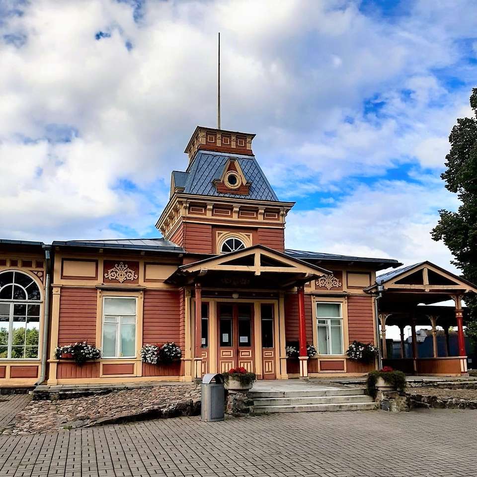 Észtország Haapsalu régi vasútállomás kirakós online