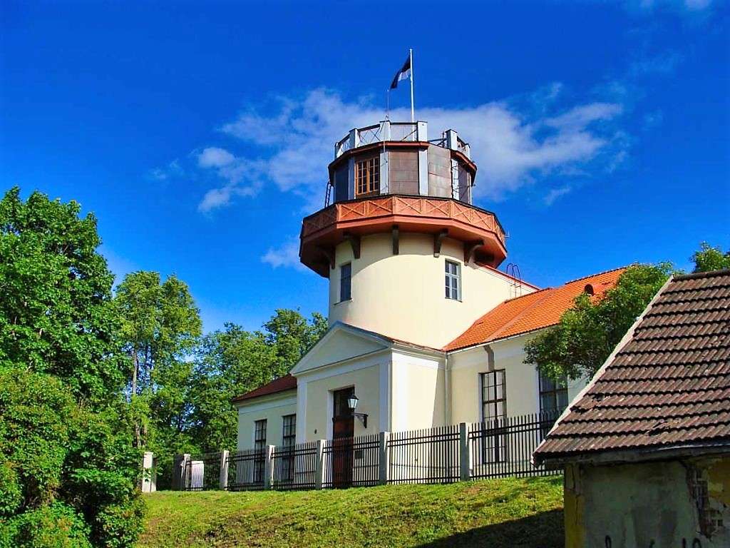 Estonia City of Tartu Observatory online puzzle