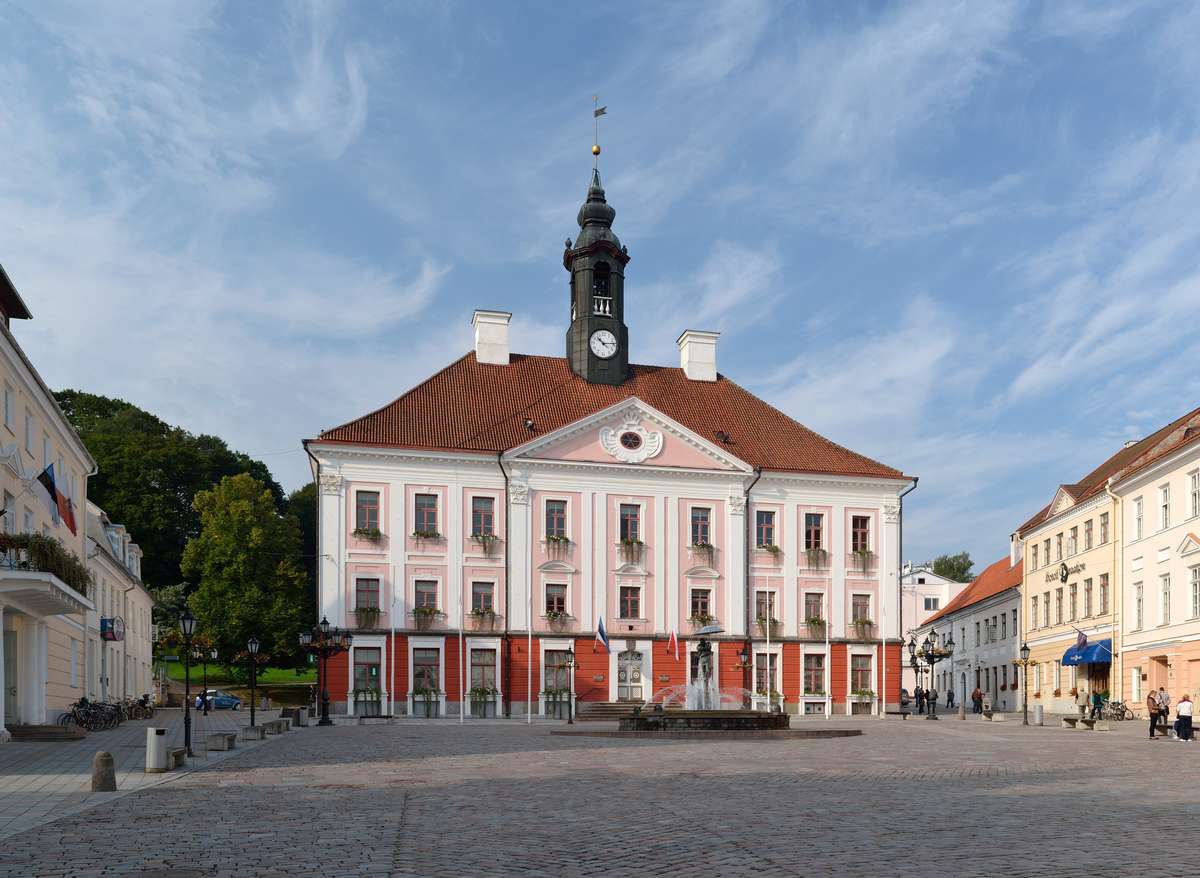 Estonie Mairie de la ville de Tartu puzzle en ligne