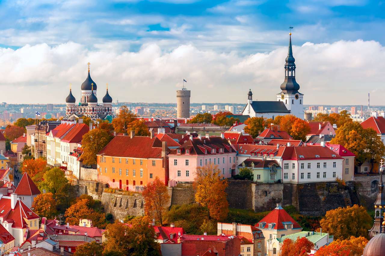 Estonia capital Tallinn online puzzle