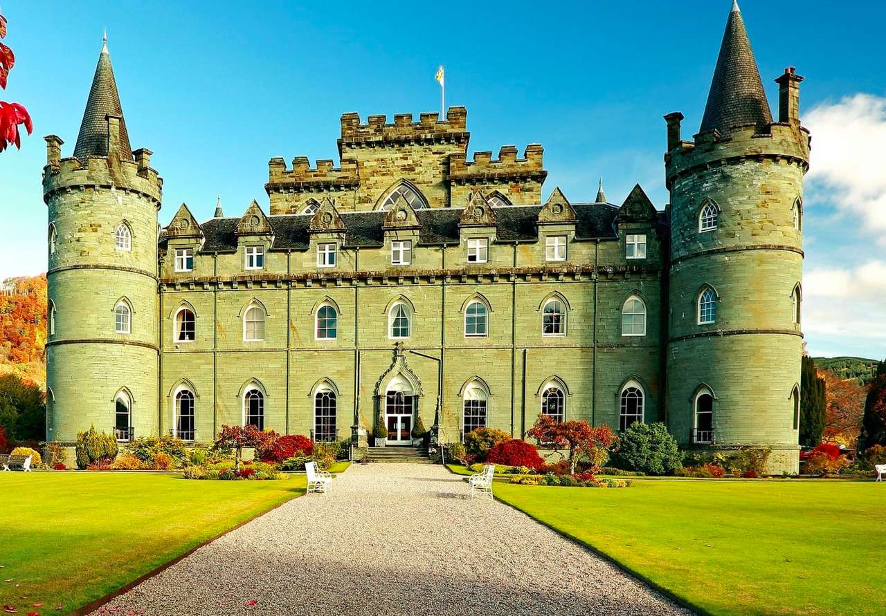 Шотландия - Красив замък Инверари онлайн пъзел