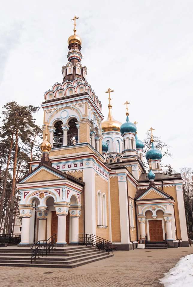 Latvia Orthodox Church jigsaw puzzle online