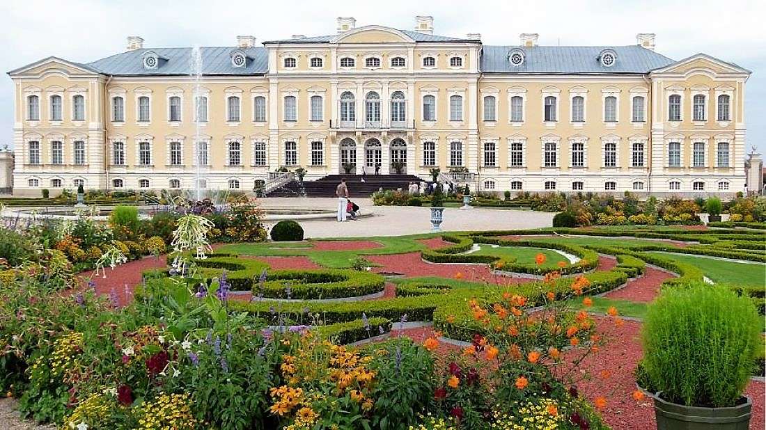 Латвия Рундальский дворец онлайн-пазл