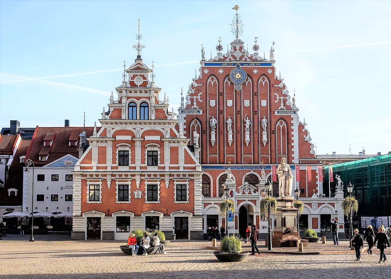 Letonia Riga Schwarzhaupterhaus rompecabezas en línea
