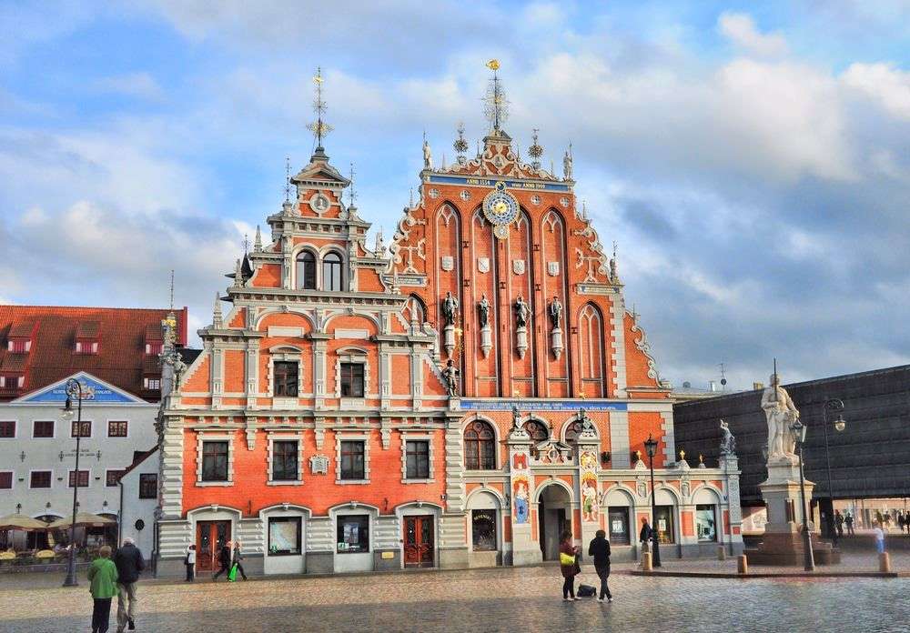 Letônia Riga Schwarzhaupterhaus quebra-cabeças online