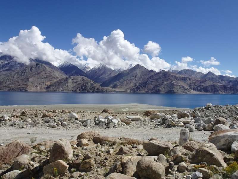 Индия-Озеро Пангонг-Цо-Озеро Пангонг-Цо онлайн-пазл