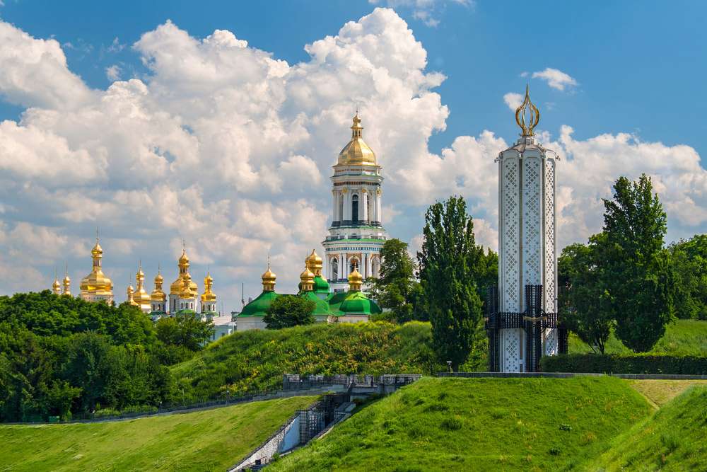 Ουκρανία πριν από τον πόλεμο Μοναστήρι σπηλαίων του Κιέβου online παζλ