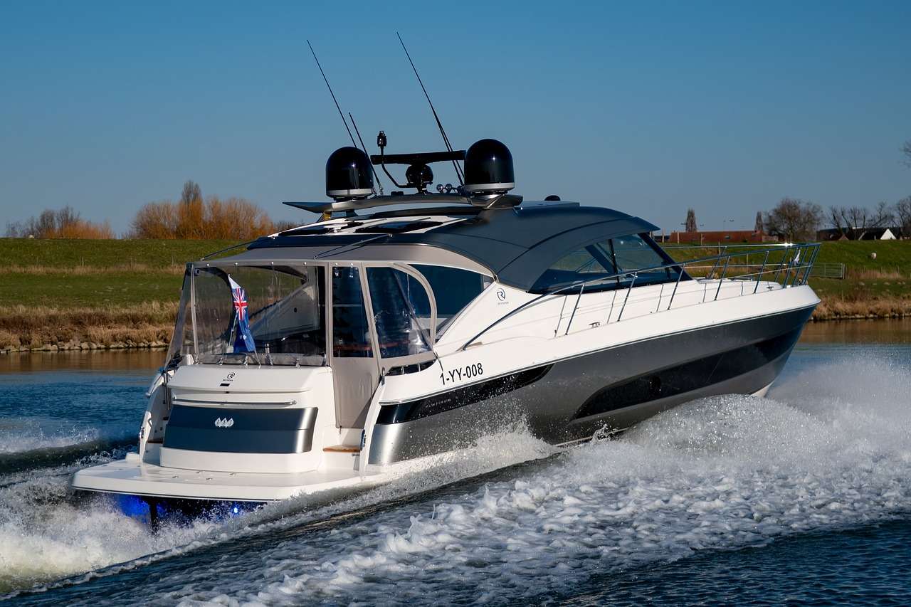Riviera 4800 Speedboot legpuzzel online