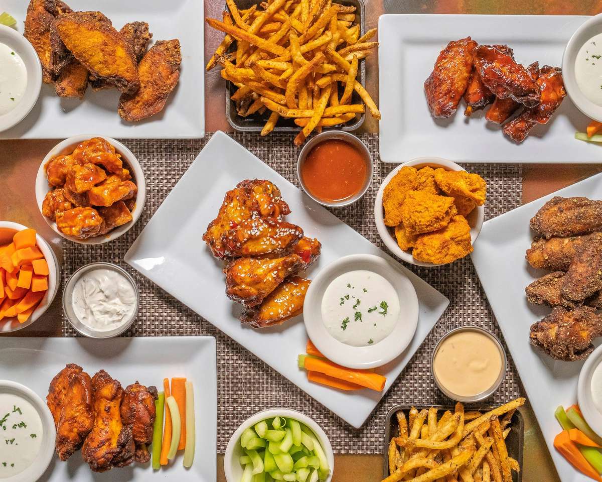 Wing Stop Dinner jigsaw puzzle online