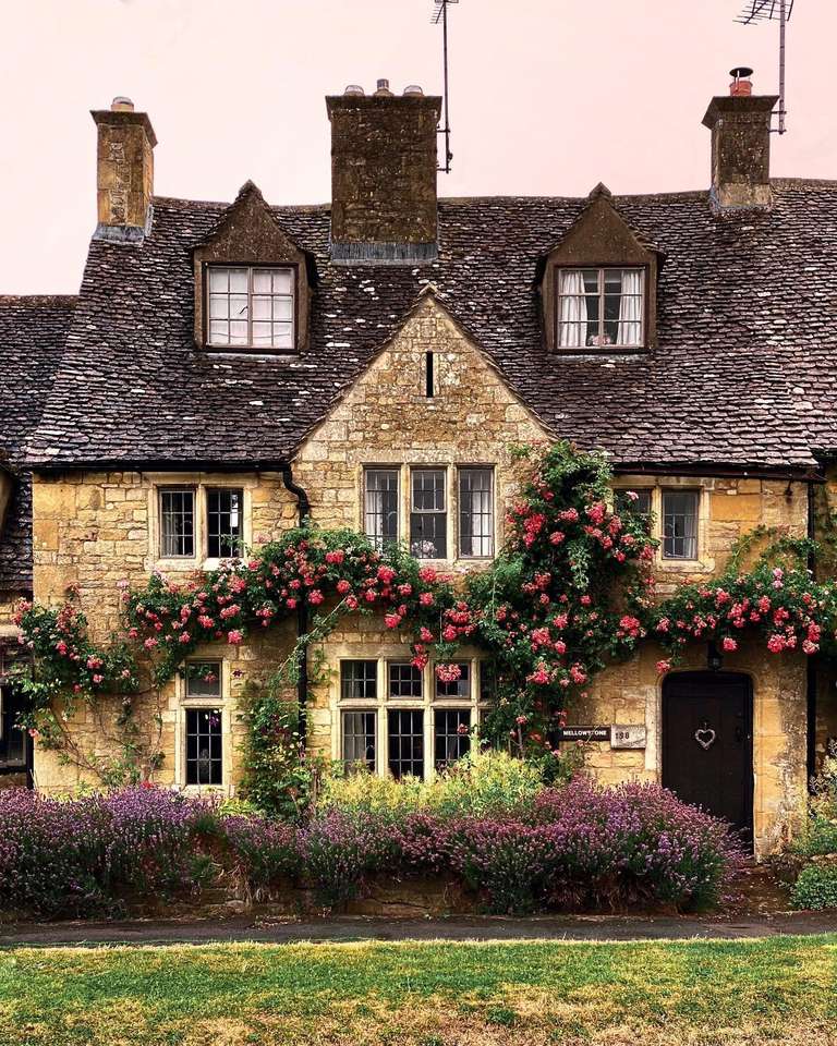 Somewhere in England jigsaw puzzle online