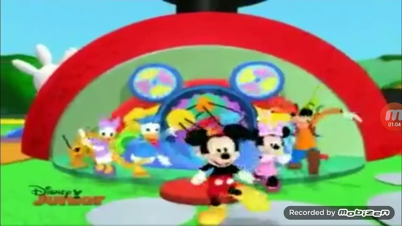 Mickey Mouse Clubhouse, Hot Dog Christmas Dance