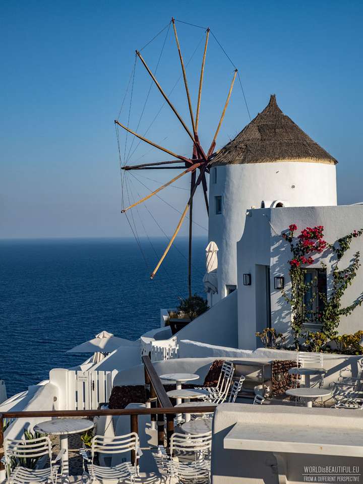 Moinhos de vento em Santorini quebra-cabeças online