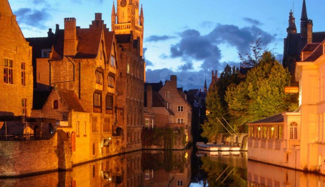Belgia- Bruges seara puzzle online