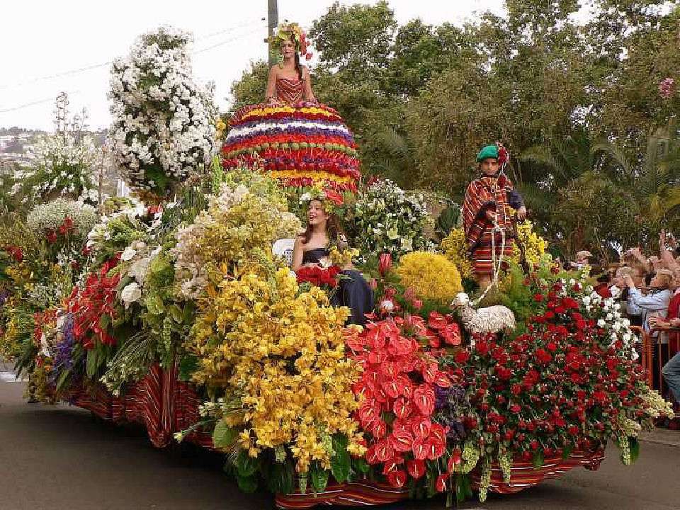 Μαδέρα, παρέλαση λουλουδιών online παζλ