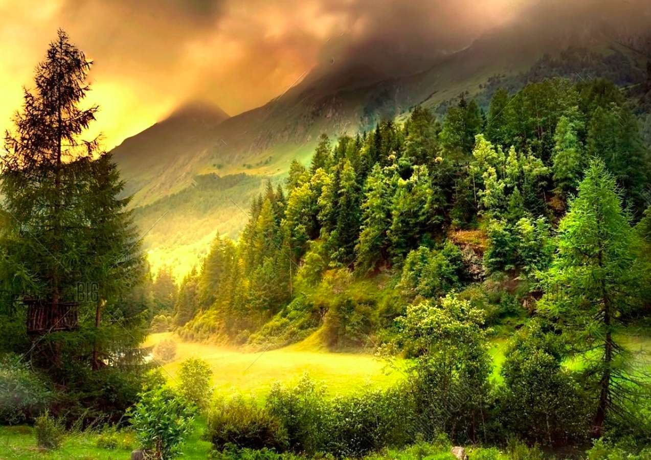 En fantastisk bild målad med sol och moln, ett mirakel pussel på nätet