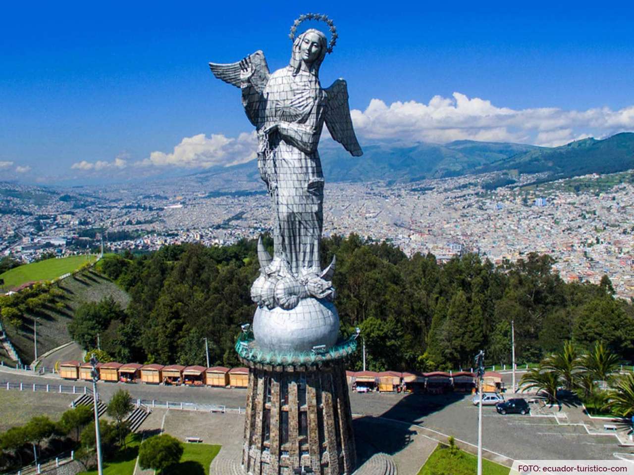 Descubrir uno de los lugares mágicos de Quito. rompecabezas en línea