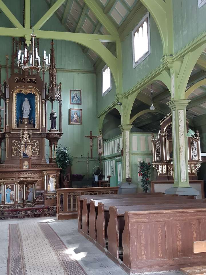 историческая церковь в Ивониче пазл онлайн