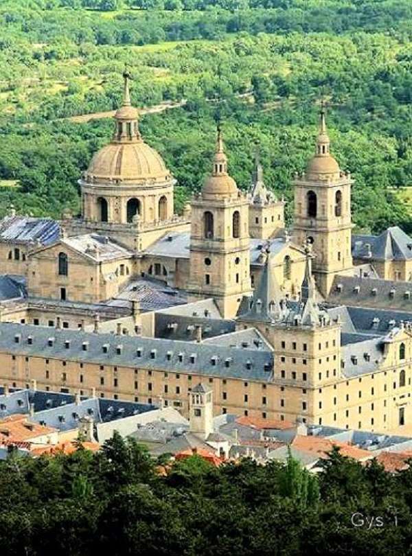 Манастир Ел Ескориал - Мадрид онлайн пъзел