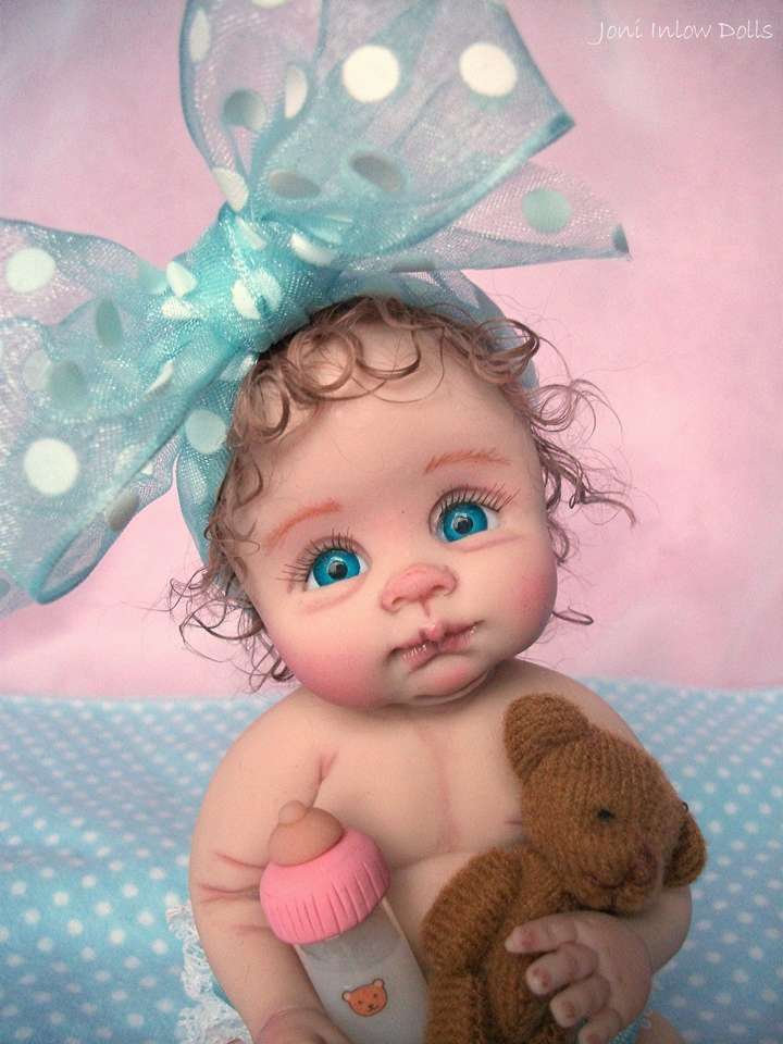 Κούκλα μωρού παζλ online