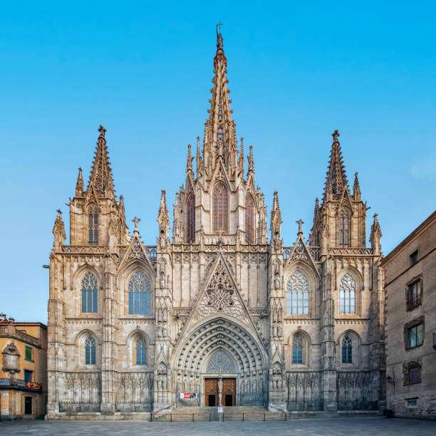 Cathedral of St. Eulalia i Barcelona. Spanien. Pussel online